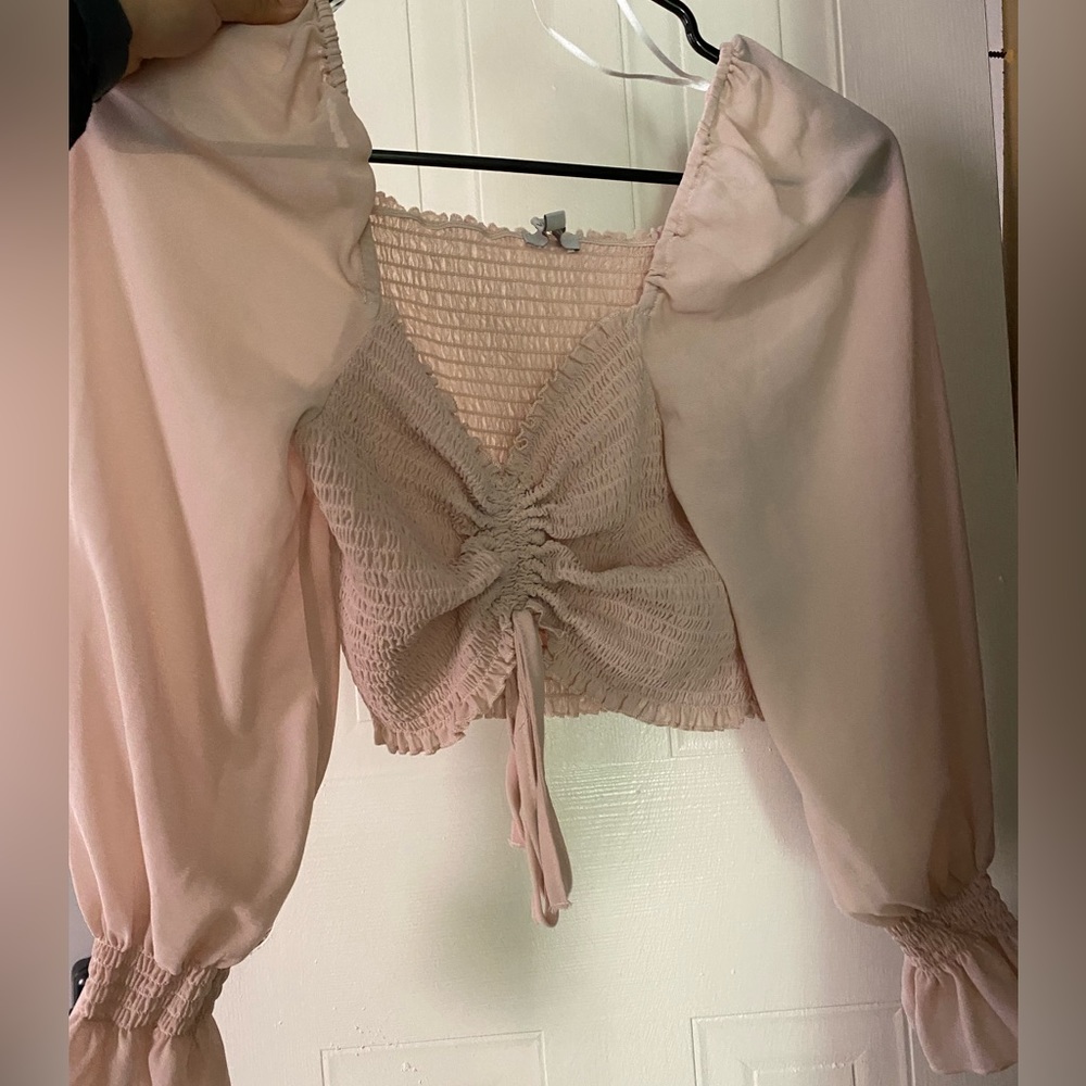 Cute cropped creamish pinkish shirt
